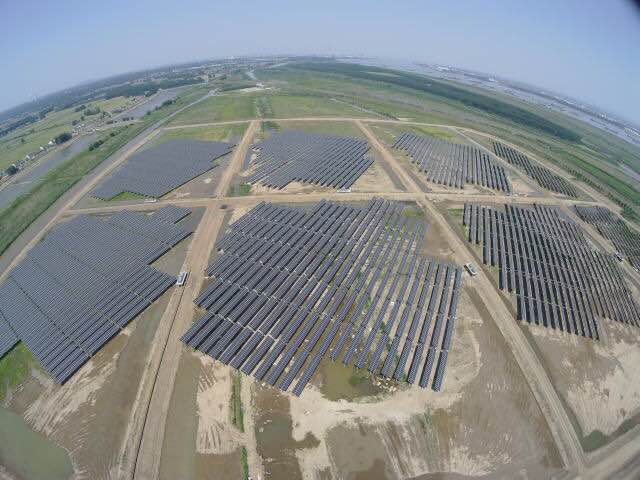 1497842468489021.jpg 通威省級精品園40MWp漁光一體項目一期工程11.jpg