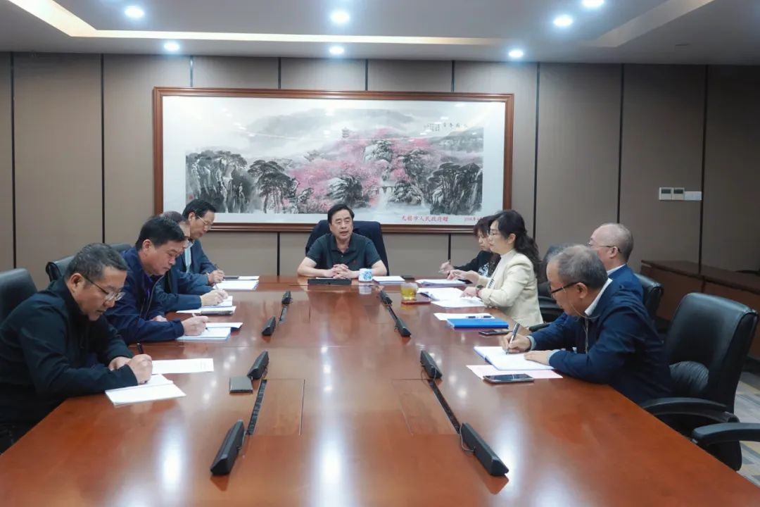 1669107259634127.png 院黨委中心組繼續(xù)學習二十大精神_副本.png